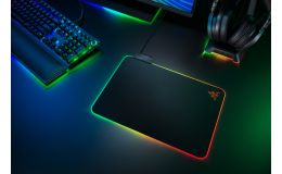 Image 3 - Razer Firefly V2